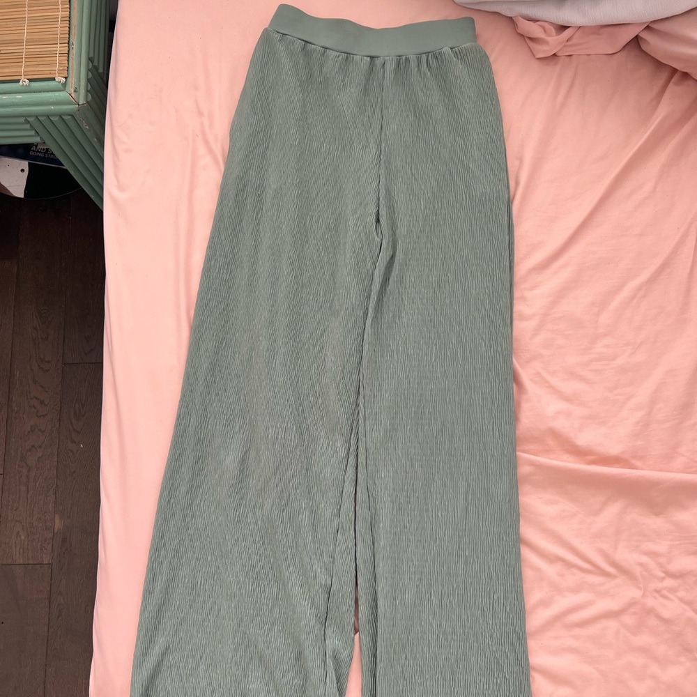 Flowey Pants